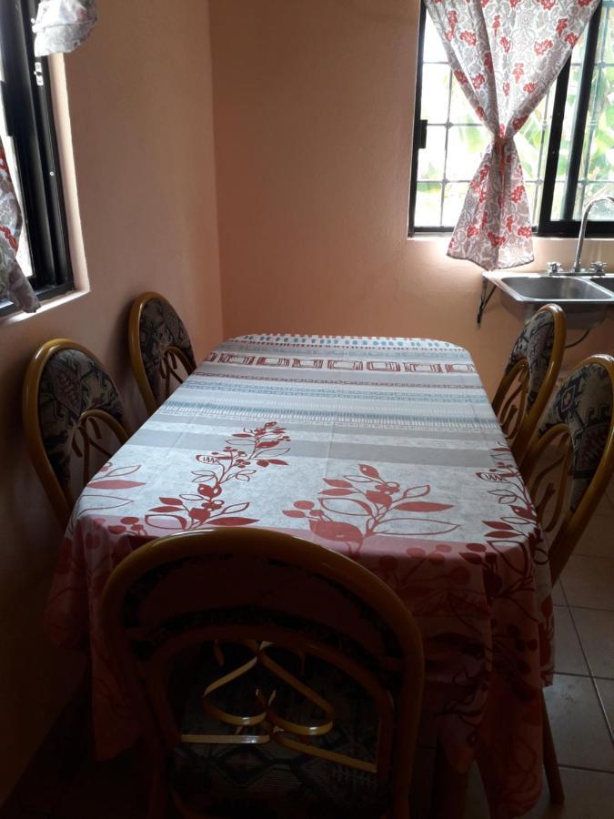 Familia Sosa Suazo Habitación en casa particular